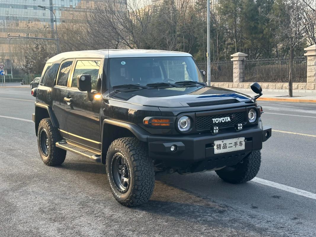 【天津港丰田汽车报价,天津港丰田fj价格】