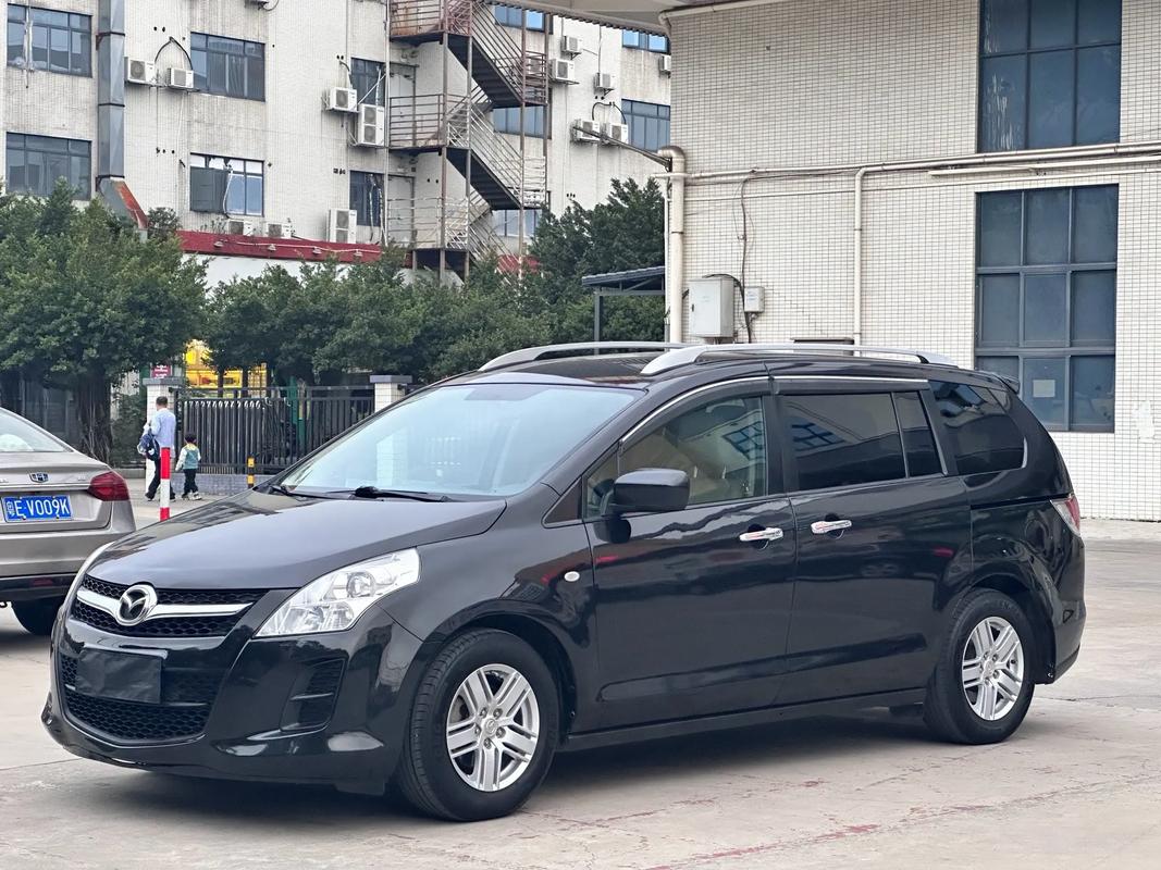 马自达8七座商务车 马自达8商务车7座